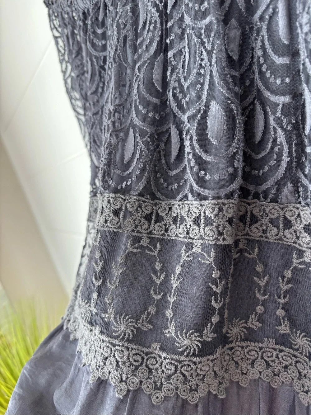CHARLIE B Lace Off-Shoulder Peasant Blouse in Charcoal Gray Women's Medium - Picture 5 of 11